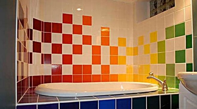 Покраска плитки в ванной